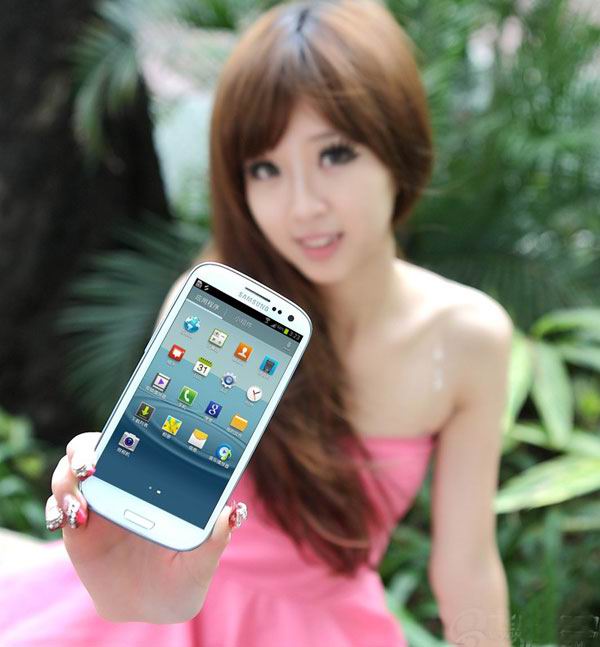 性价比高女性手机  三星 Galaxy S3 (i9300)现价1820元