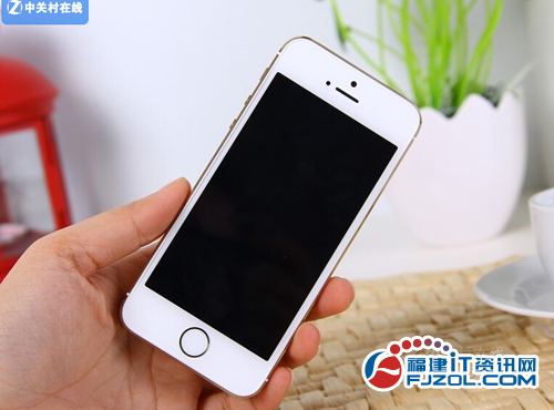购机送卡贴 日版苹果iPhone 5S售3399