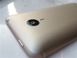 搭载阿里 YunOS 魅族 MX4 金色版图赏