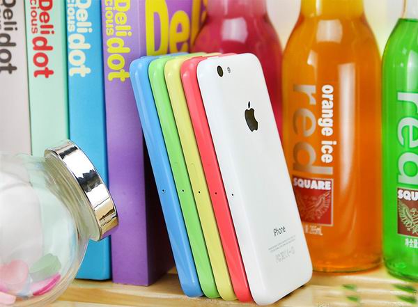 苹果IPHONE5C 英版无锁两网仅售1999元，数量不多！