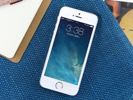 【有礼啦】送送送！！！买苹果IPHONE 5S 16G美版三网\国行双4G未激活再送12800毫安移动电源！