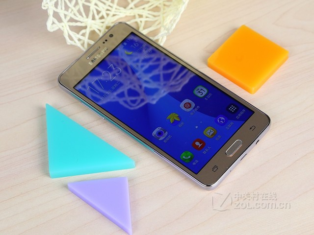 【超值】时尚超值 三星On5（G5500/双4G） 手机促销价850元