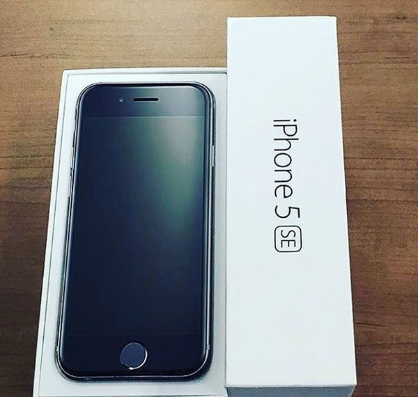 【真机】小尺寸的iPhone 6 疑似iPhone 5SE真机泄漏