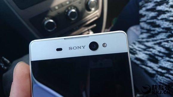【快讯】索尼新机Xperia C6曝光：外形很销魂！