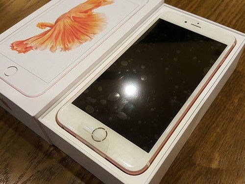 【惊爆】大学生3万网购13台iPhone 6s：打开快递惊呆
