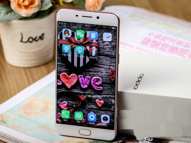 【促销】高颜值支持闪充 OPPO R9全城热卖促销价2599元！