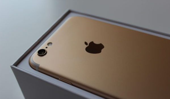 山寨iPhone 7现身：这做工真不走心