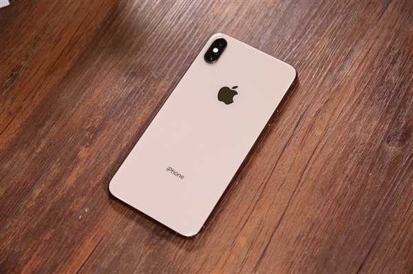 绿了！iPhone 2019价格惊曝：库克你真狠