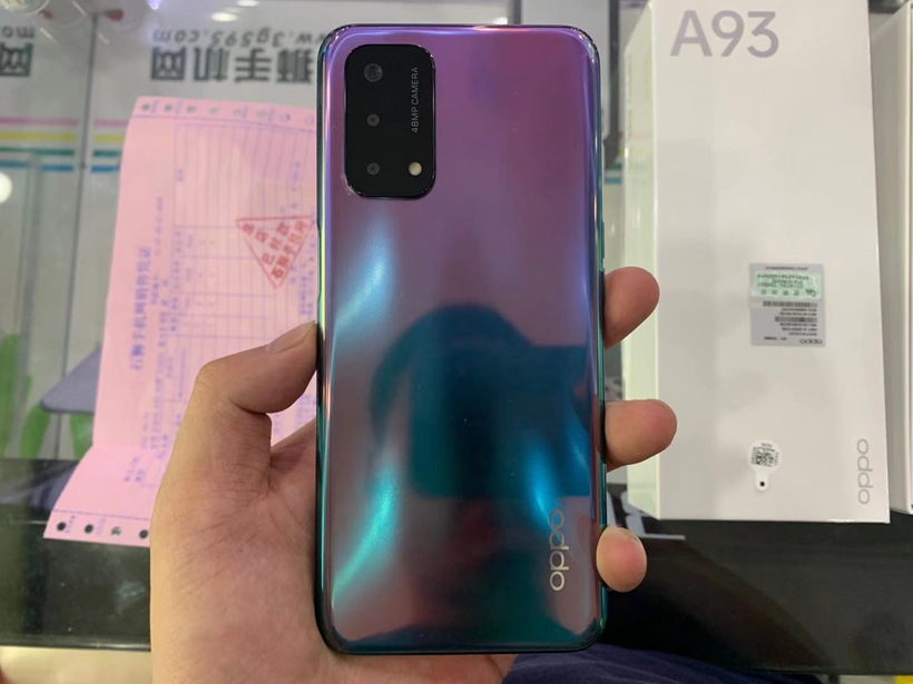 OPPO新款5G手机，OPPOA938+256G极光色出一台！价格便宜欢迎咨询，多色可选！