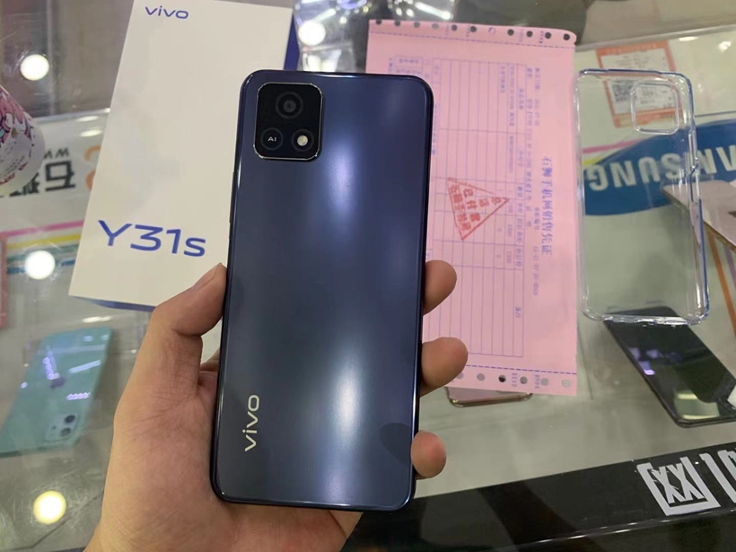 千元级5G超高性价比手机，VIVO Y31S蓝色出一台！6+128G 只要13xx元！买手机到一机网，实惠