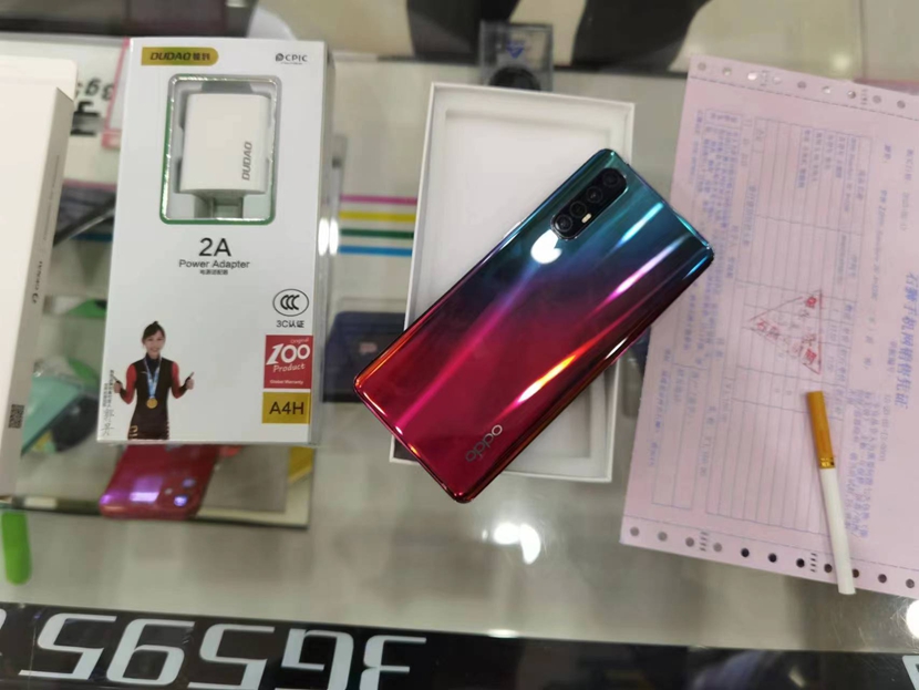  二手良品！超高性价比 OPPO 5G Reno3Pro紫色渐变 8+128手机出一台！