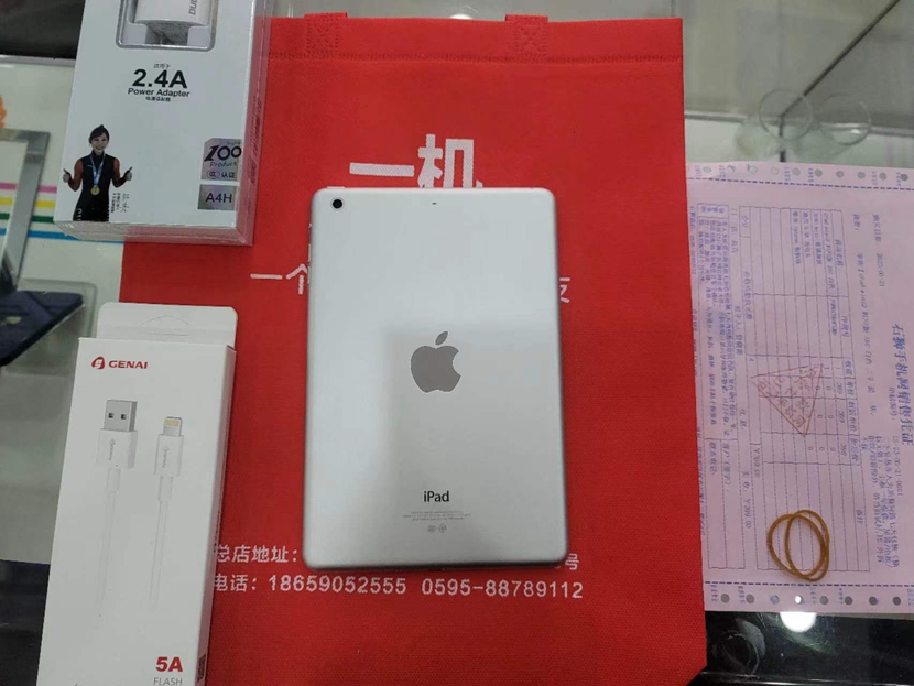 一机一朋友 用心卖好机  ipad mini2代便宜 2/3百元随便出一台！